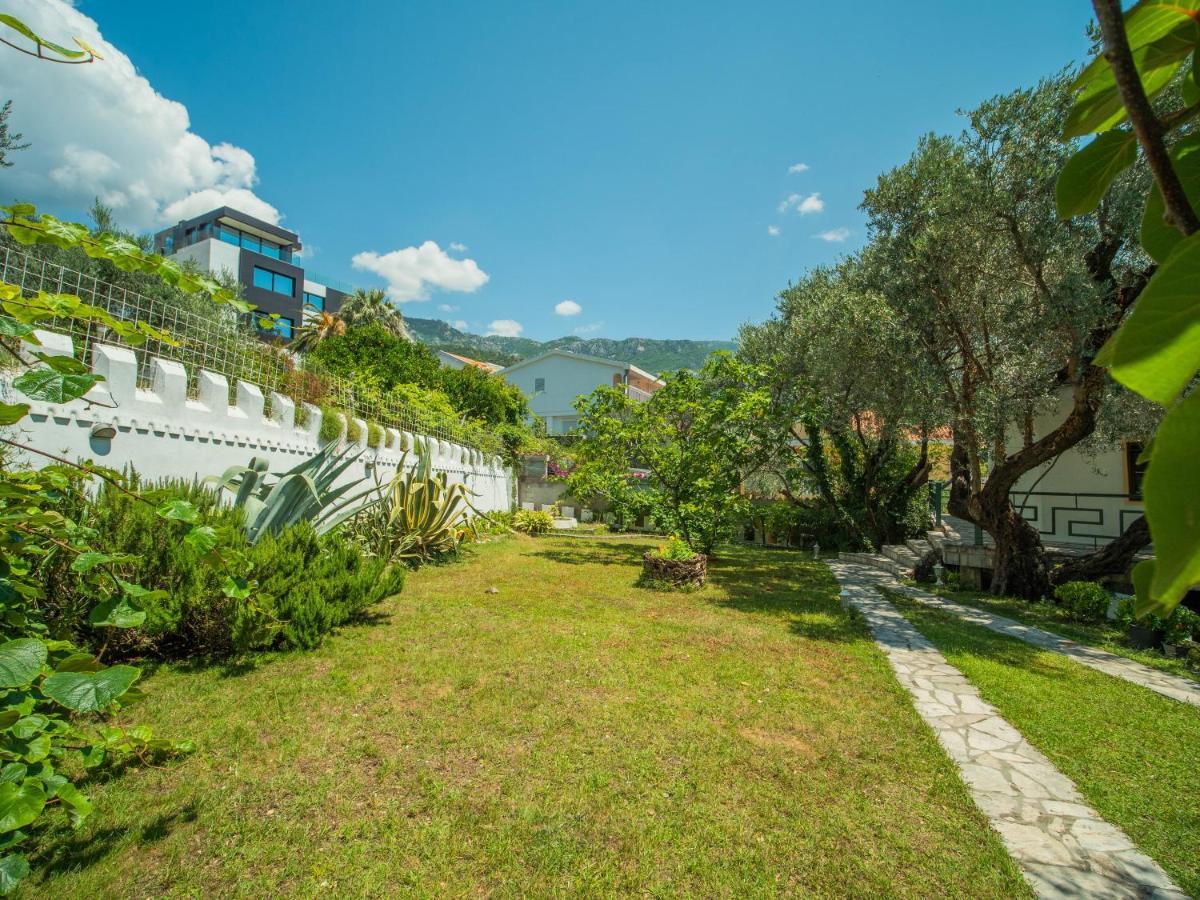 The Turtles Garden Villa Bečići Luaran gambar