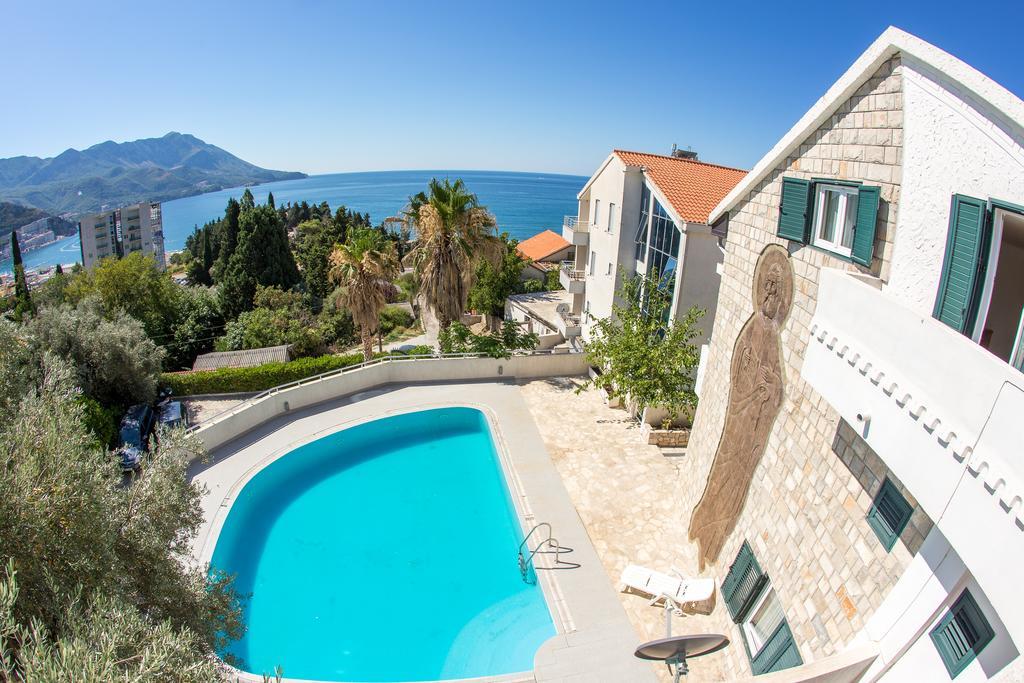 The Turtles Garden Villa Bečići Luaran gambar